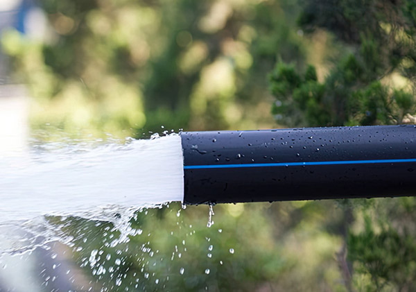 Pipeline ng supply ng tubig
